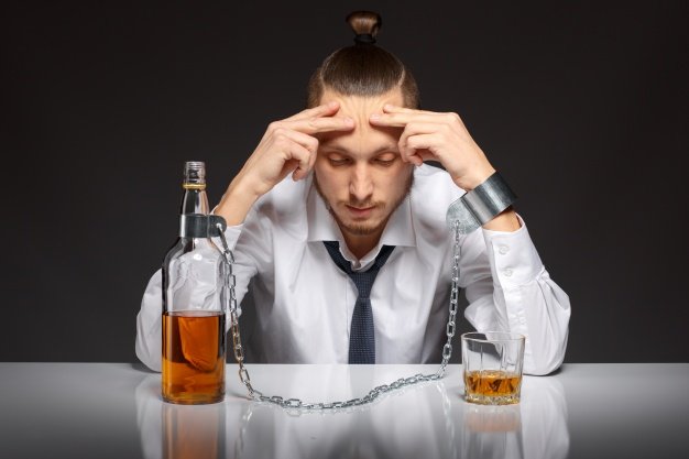 Steps to Overcome Addiction 4 alcohol addicted man