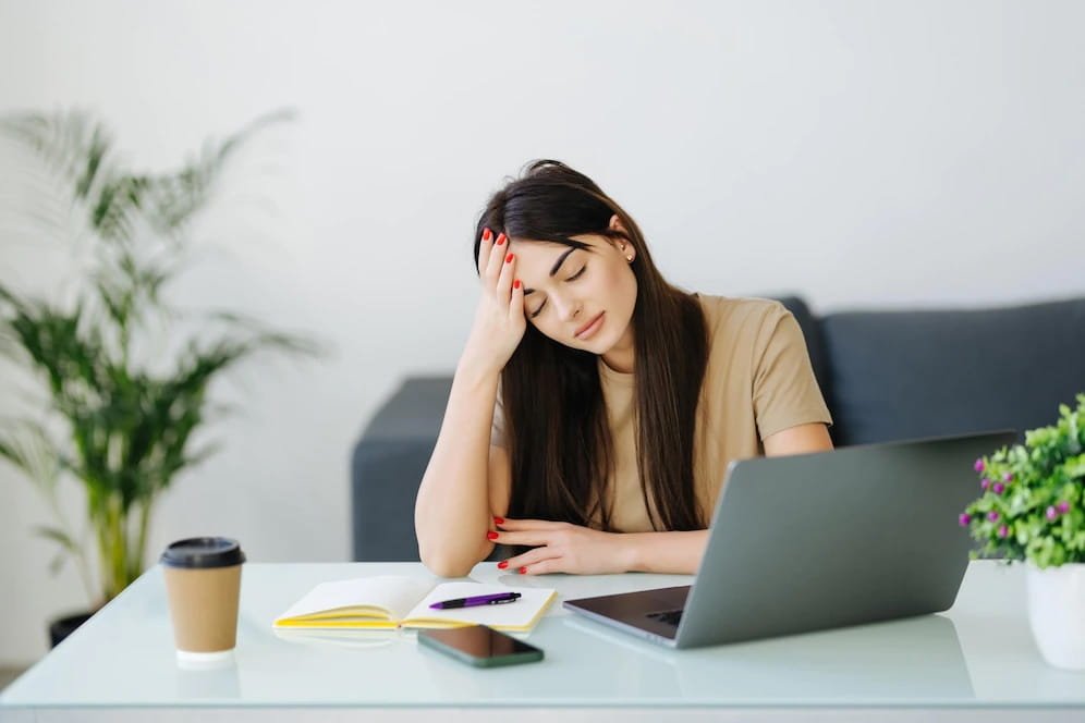 5 Easy Ways to Manage Overthinking 5 Schedule worrying to heal overthinking