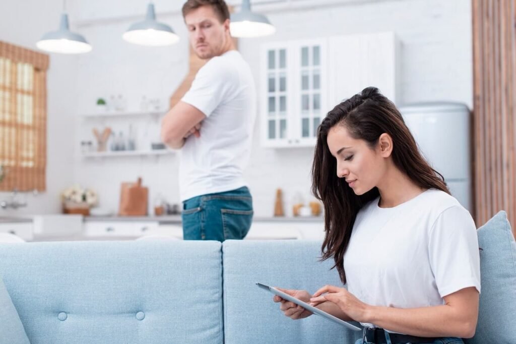 7 Signs your partner is unhappy in the relationship secretly 10 Ways to deal with your unhappy partner in relationship