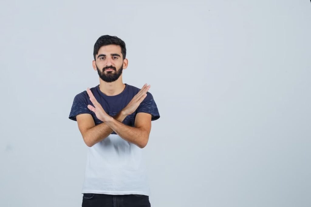 5 Mistakes To Avoid While Dealing With Anxiety 5 Badly isolate yourself