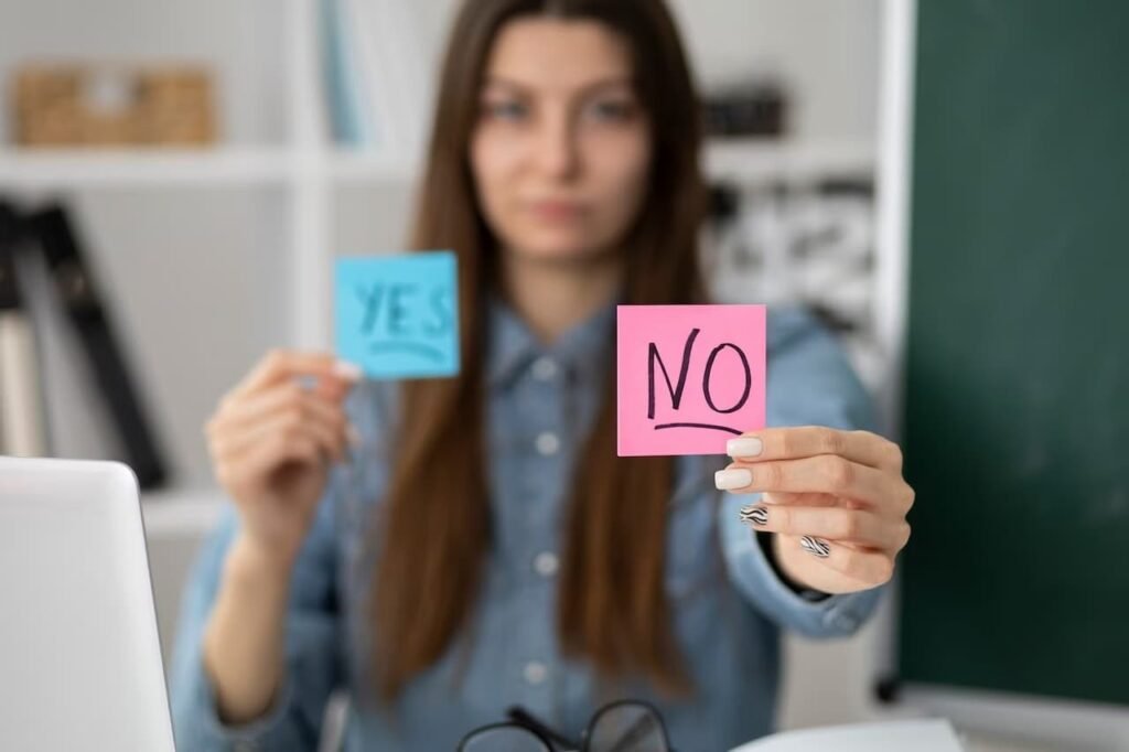 10 Signs That Show You Are Not In Love 4 Dont prioritise them in your life