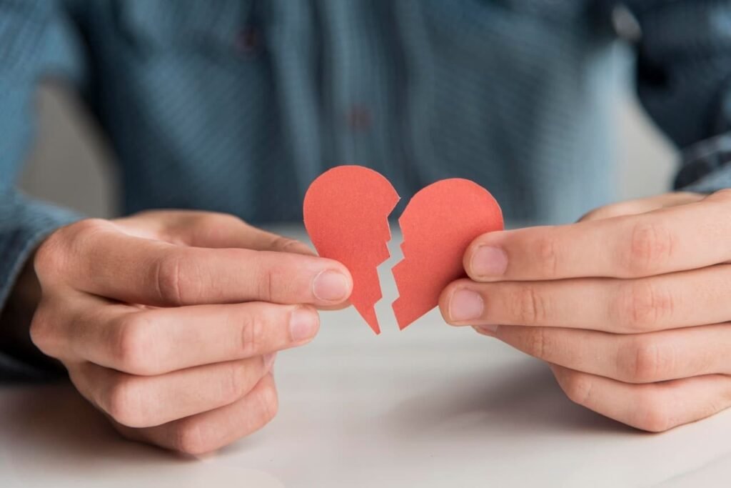 Moving On or Making It Worse? 5 Common Mistakes to Avoid After a Breakup 6 Dont think what went wrong after a breakup
