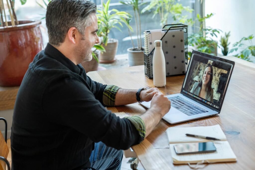 5 Pros & Cons of Using AI Chatbot As a Therapist 6 Online Counselling with a team of psychologists at OnlineCounselling4U